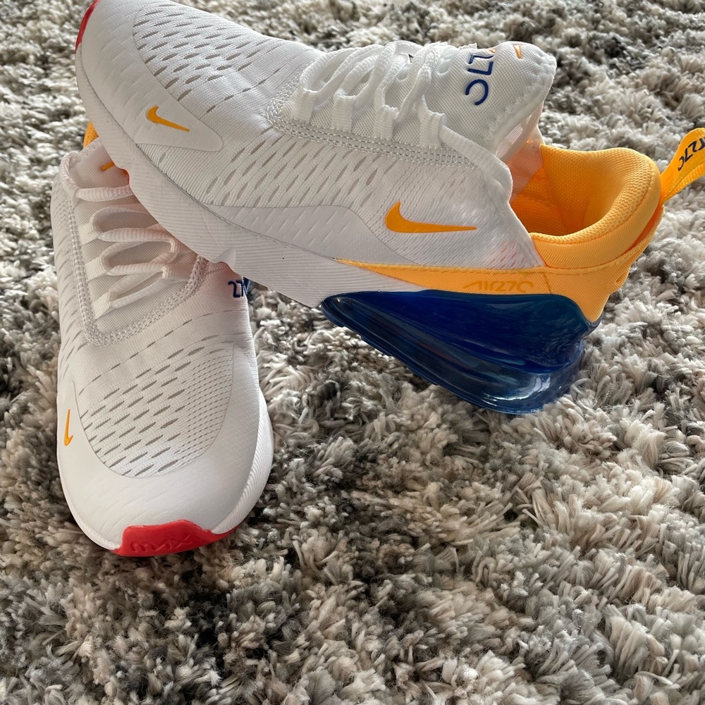 Nike Air Max 270 Size 7